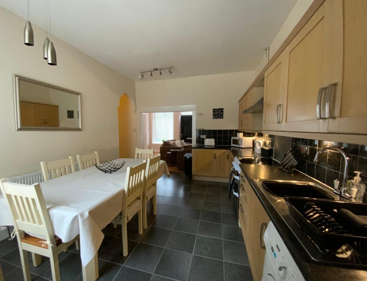 Kincardine O'Neil Deeside Snugs Apartments מראה חיצוני תמונה