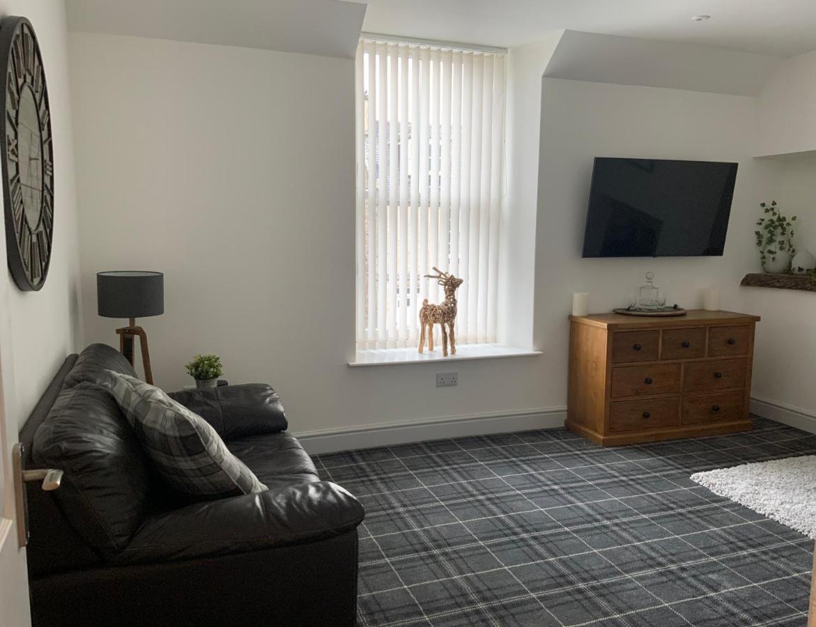 Kincardine O'Neil Deeside Snugs Apartments מראה חיצוני תמונה